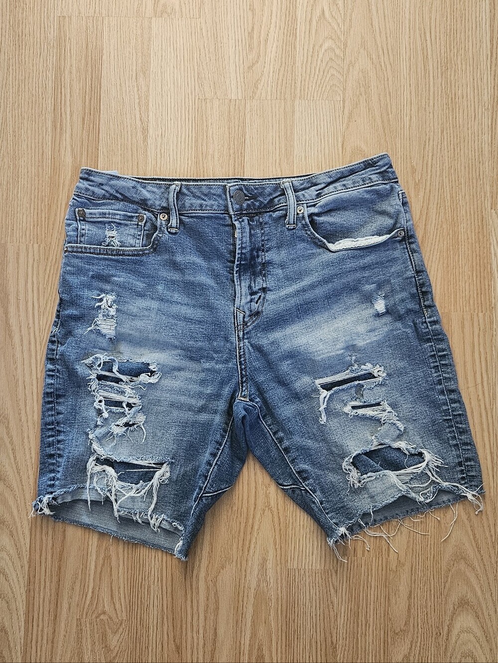 AE Outfitters Distressed AirFlex+ Bermuda Denim Shorts, Women's Size 32